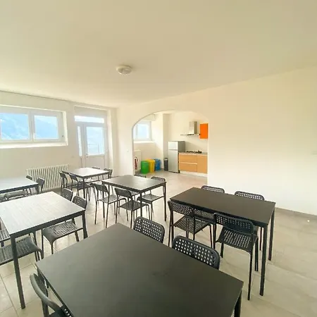 Albergue Indomita Alps Castione Andevenno